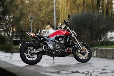 Zontes 310V | Les photos de notre essai A2 de la mini Diavel